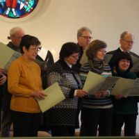 Chor mit Osterkerze