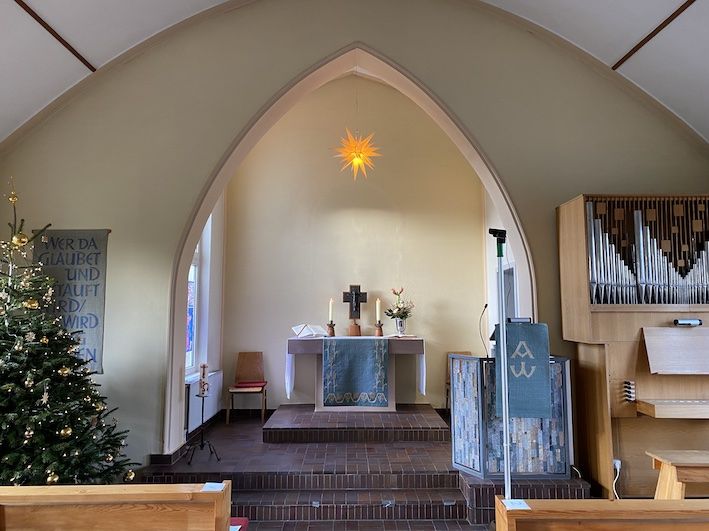 Kirche Veltheim Foto